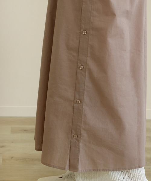 Monocoro toppi（モノコロトッピ）の「サイドボタンスリット シャツワンピース（シャツワンピース・レディース・ベージュ/オフホワイト/モカ・M）」の11枚目の写真