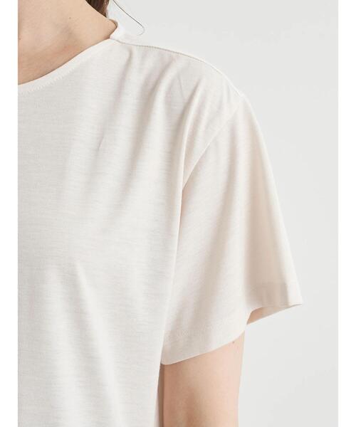 earth music&ecology(アースミュージックアンドエコロジー)の「バックティアードチュニック *(Tシャツ/カットソー・レディース・アイボリー/グレイッシュベージュ/ブラック・FREE)」の14枚目の写真