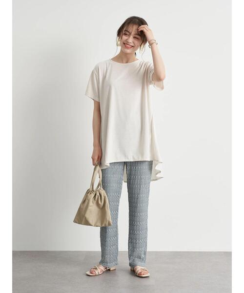 earth music&ecology(アースミュージックアンドエコロジー)の「バックティアードチュニック *(Tシャツ/カットソー・レディース・アイボリー/グレイッシュベージュ/ブラック・FREE)」の19枚目の写真