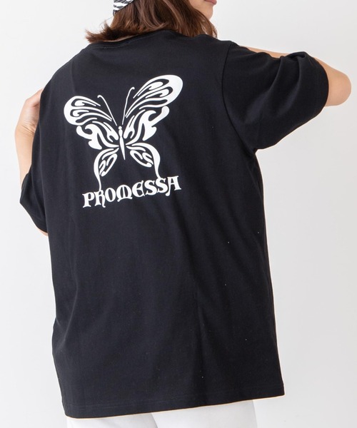WEGO(ウィゴー)の「WEGO/ButterflyモチーフプリントTシャツ(Tシャツ/カットソー・レディース・ホワイト/ブラック・SMALL/MEDIUM/LARGE/X-LARGE)」の2枚目の写真