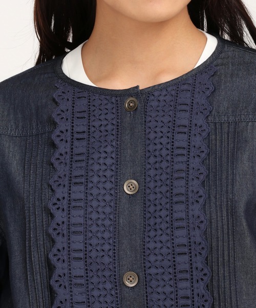 STRAWBERRY-FIELDS（ストロベリーフィールズ）の「スーパーライトデニム　ノーカラージャケット（デニムジャケット・レディース・ライトベージュ/ネイビー・2）」の8枚目の写真