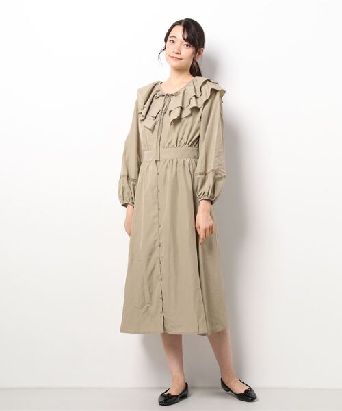 ehka sopo(エヘカソポ)の「ラッフル袖レースワンピース(ワンピース・レディース・ブラック/ベージュ/オフホワイト・フリ-)」の6枚目の写真