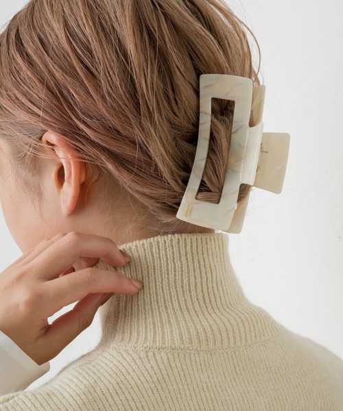 Kastane（カスタネ）の「ワイドスクエアヘアクリップ（バレッタ/ヘアクリップ・レディース・アイボリー/ブラウン/ブルー/その他/ブラック・FREE）」の21枚目の写真