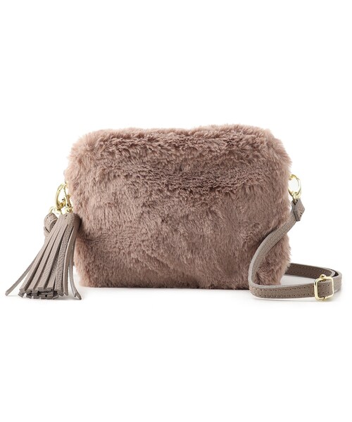 DRESKIP（ドレスキップ）の「◆フェイクファーキューブショルダー（ショルダーバッグ・レディース・チャコールグレー/ブラウン系その他/ライトベージュ/ブラック系3/ブラウン系1/アイボリー・00）」の4枚目の写真