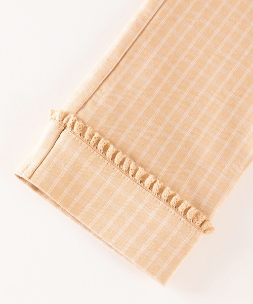 KP(ケーピー)の「リボン・レース付きストレッチチェックパンツ(110-130cm)(その他パンツ・キッズ・ブラック/ベージュ・110cm/120cm/130cm)」の4枚目の写真