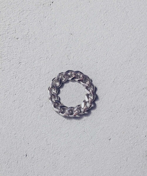 and cloud（アンドクラウド）の「Curb Chain Ring（リング・レディース・イエローゴールド/シルバー/ブラック・M/LL/L）」の5枚目の写真