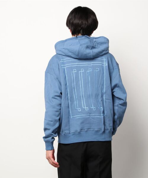 DEVA STATES（ディーヴァ ステイツ）の「GRAPHIC HOODIE（パーカー・メンズ・ブラック/ブルー・L/XL/S/M）」の5枚目の写真