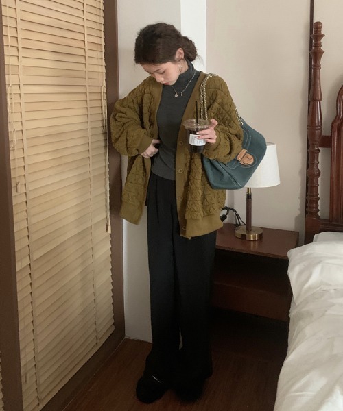 MANGROVE（マングローブ）の「ノーカラーキルティングブルゾン（ブルゾン・レディース・カーキ/ブラック・FREE）」の15枚目の写真