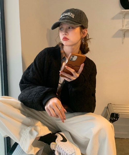 MANGROVE（マングローブ）の「ノーカラーキルティングブルゾン（ブルゾン・レディース・カーキ/ブラック・FREE）」の18枚目の写真