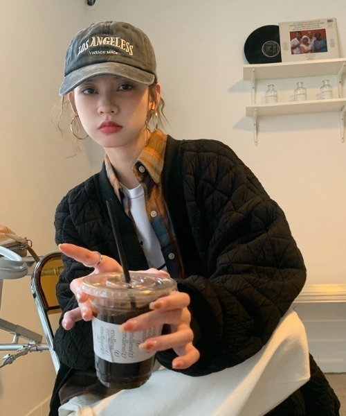 MANGROVE（マングローブ）の「ノーカラーキルティングブルゾン（ブルゾン・レディース・カーキ/ブラック・FREE）」の19枚目の写真