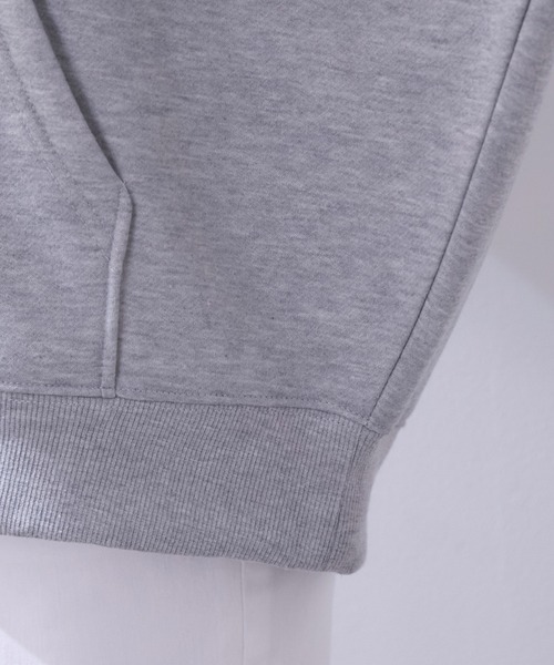 vis-`a-vis(ビサビ)の「【WEB限定】VAV刺繍バックロゴ裏起毛フーディ(パーカー・レディース・キナリ/ブラウン系その他3/チャコールグレー/ピンク・FREE)」の20枚目の写真