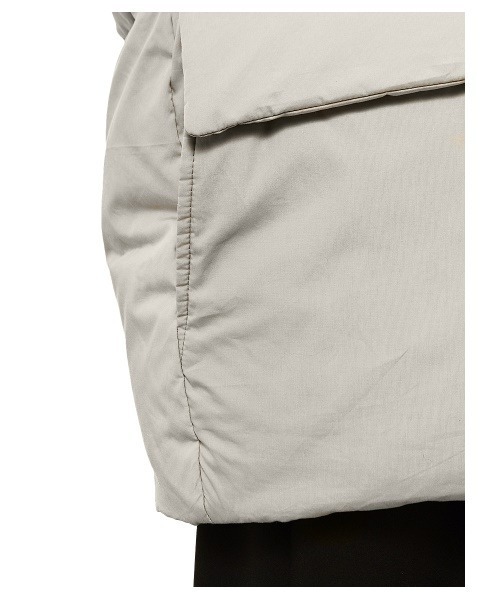 emmi（エミ）の「別注モデル【HELLY HANSEN】Arendal down jacket_emmi atelier（ダウンジャケット/コート・レディース・グレー・MEDIUM/LARGE）」の16枚目の写真