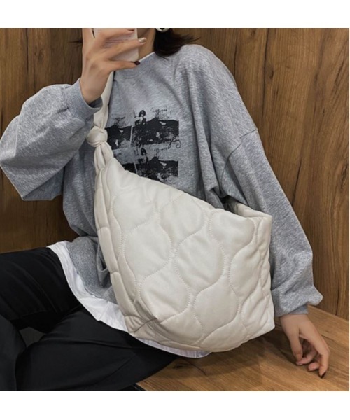 SETUP7(セットアップセブン)の「【SETUP7】キルティングショルダー KNF(ショルダーバッグ・レディース・ブラック/ブラック系2/ホワイト/グレー・FREE)」の8枚目の写真