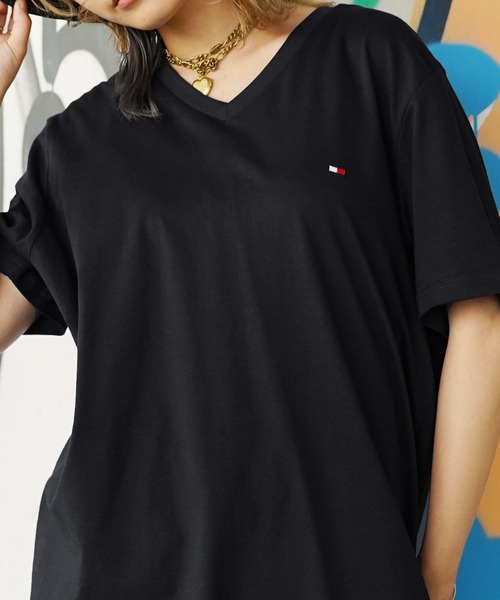 TOMMY HILFIGER（トミーヒルフィガー）の「TOMMY HILFIGER/トミー ヒルフィガー Tシャツ カットソー 半袖（Tシャツ/カットソー・メンズ・レッド/ブラック/グレー/ネイビー/ホワイト・SMALL/LARGE/MEDIUM/X-LARGE/XX-LARGE）」の2枚目の写真