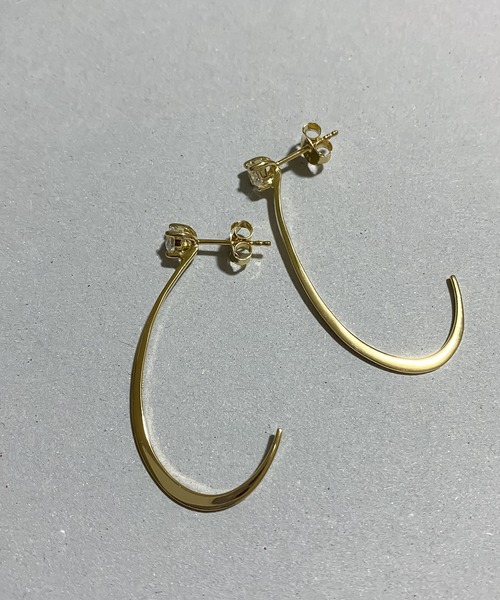 Blanche(ブランシュ)の「Blanche ブランシュ フープデザインクリアストーンピアス Rouje(ルージュ) GOLD(ピアス(両耳用)・レディース・ゴールド・FREE)」の4枚目の写真
