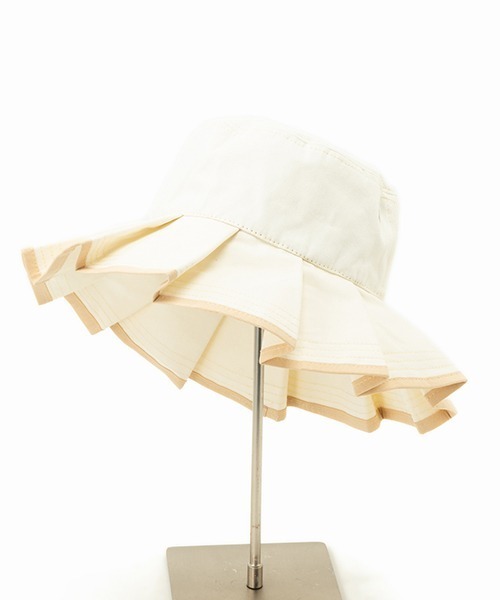 Casselini（キャセリーニ）の「Casselini(キャセリーニ)プリーツバケットハット（ハット・レディース・ブラック/サックスブルー/アイボリー・FREE）」の5枚目の写真