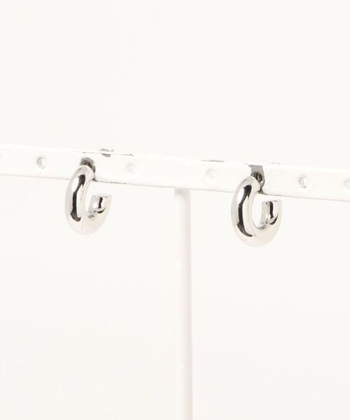 PARKS TOKYO SELECT（パークストウキョウセレクト）の「小ぶりシンプルフープピアス（ピアス（両耳用）・レディース・シルバー/ゴールド/ゴールド系その他/シルバー系その他・FREE）」の12枚目の写真