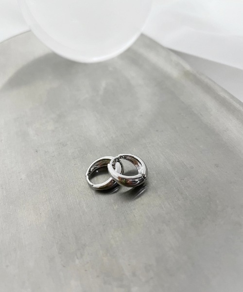 PARKS TOKYO SELECT（パークストウキョウセレクト）の「小ぶりシンプルフープピアス（ピアス（両耳用）・レディース・シルバー/ゴールド/ゴールド系その他/シルバー系その他・FREE）」の16枚目の写真