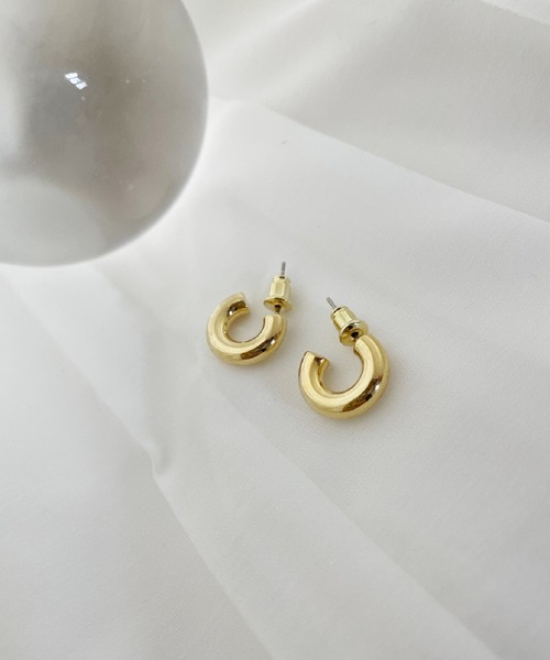 PARKS TOKYO SELECT（パークストウキョウセレクト）の「小ぶりシンプルフープピアス（ピアス（両耳用）・レディース・シルバー/ゴールド/ゴールド系その他/シルバー系その他・FREE）」の15枚目の写真