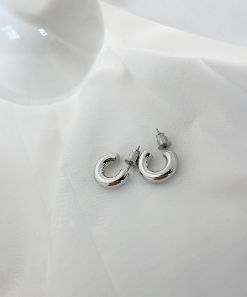 PARKS TOKYO SELECT（パークストウキョウセレクト）の「小ぶりシンプルフープピアス（ピアス（両耳用）・レディース・シルバー/ゴールド/ゴールド系その他/シルバー系その他・FREE）」の20枚目の写真