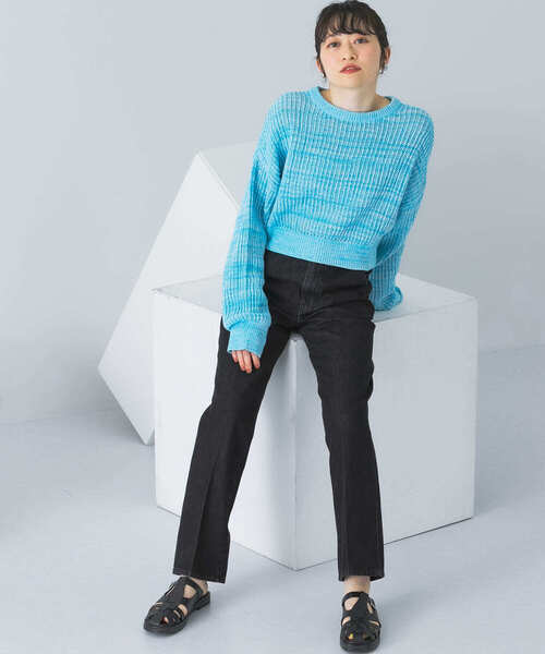 KBF（ケイビーエフ）の「センタープレスストレートデニム（デニムパンツ・レディース・ブラック/ネイビー/ナチュラル・38/36）」の12枚目の写真