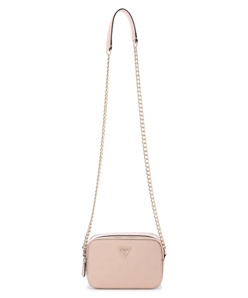 Guess（ゲス）の「HELAINA Crossbody Camera（ショルダーバッグ）」 WEAR