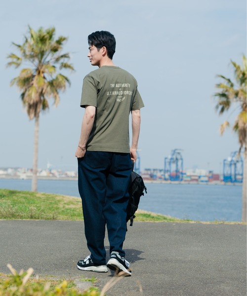 Blue Standard （ブルースタンダード）の「【BLUE STANDARD/ブルースタンダード】汗染みの目立ちにくいTシャツ ZEROSTAIN スラブプリントＴシャツ（Tシャツ/カットソー・メンズ・ブルー系その他/グリーン系その他/オフホワイト/カーキ/ブラック系その他/ネイビー/ブラック/アイボリー・MEDIUM/X-LARGE/LARGE/SMALL）」の16枚目の写真