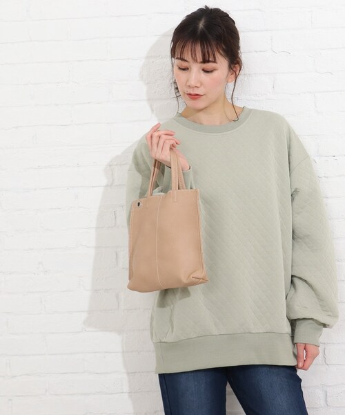 SHOO・LA・RUE（シューラルー）の「◆一枚革風ハトメショルダー（ショルダーバッグ・レディース・ブラック/ナチュラル/ベージュ・00）」の5枚目の写真