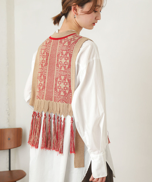 SENSE OF PLACE by URBAN RESEARCH（センスオブプレイスバイアーバンリサーチ）の「ジャガードフリンジベスト（ベスト・レディース・レッド系その他/ブラック系その他・ONE）」の16枚目の写真