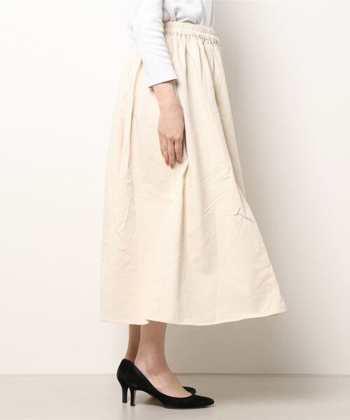 Samansa Mos2（サマンサ モスモス）の「ツイルギャザースカート（スカート・レディース・ベージュ/ネイビー/キナリ・ﾌﾘ-）」の4枚目の写真