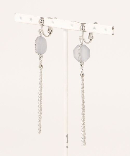 earth music&ecology(アースミュージックアンドエコロジー)の「マットカラーフリンジイヤリング(イヤリング・レディース・クリア/ブルーグレー・FREE)」の13枚目の写真