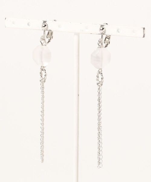 earth music&ecology(アースミュージックアンドエコロジー)の「マットカラーフリンジイヤリング(イヤリング・レディース・クリア/ブルーグレー・FREE)」の12枚目の写真