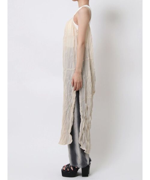 EMODA（エモダ）の「バイアスシアーキャミソールワンピース（ワンピース・レディース・オレンジ/ブラック/アイボリー・FREE）」の5枚目の写真