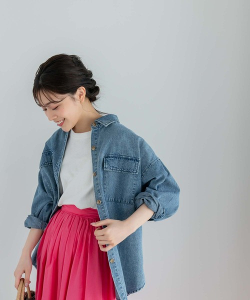 Edit Sheen(エディットシーン)の「ウォッシュ加工オーバーサイズデニムシャツ(シャツ/ブラウス・レディース・ブルー・M)」の2枚目の写真