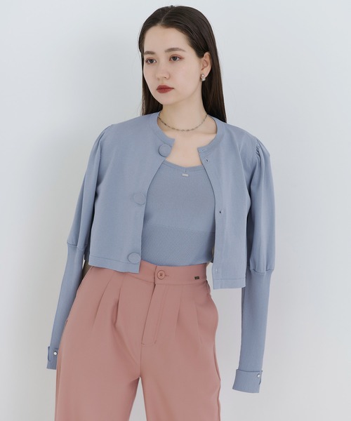 TINA：JOJUN（ティーナジョジュン）の「くるみ釦付き パフスリーブカーディガン TINA：JOJUN（カーディガン/ボレロ・レディース・ピンク/サックスブルー/ネイビー・M）」の14枚目の写真