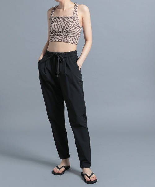 HEREIAM(ヘレイアム)の「【HEREIAM】アクティブテーパードパンツ(その他パンツ・レディース・ブラック/ライトブルー・MEDIUM/SMALL)」の11枚目の写真