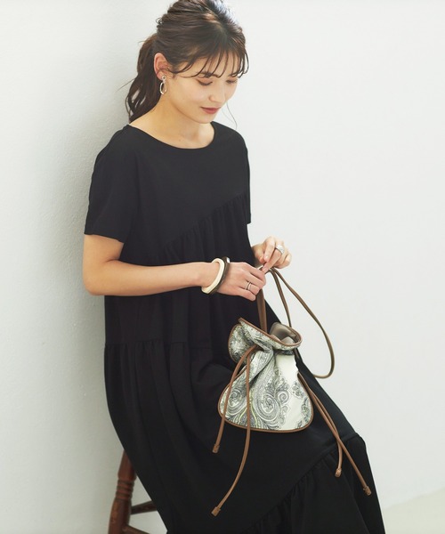 GeeRA(ジーラ)の「接触冷感!ランダムティアードマキシワンピ(ワンピース・レディース・ブラック/ピンク/ブルー・MEDIUM/LARGE/X-LARGE/XX-LARGE)」の4枚目の写真