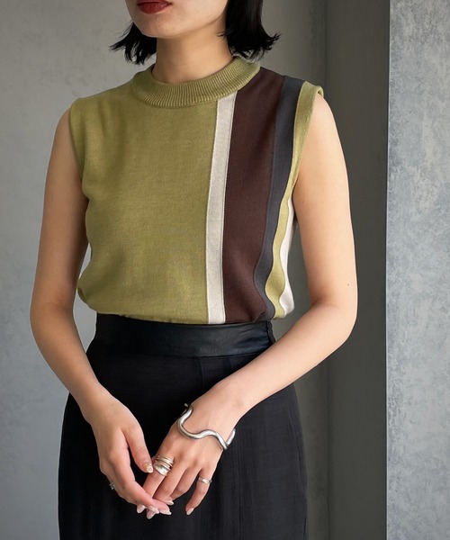 &g'aime（アンジェム）の「【&g’aime】マルチストライプニット（ニット/セーター・レディース・グレー/チャコール/グレイッシュベージュ/ライトグリーン・FREE）」の11枚目の写真