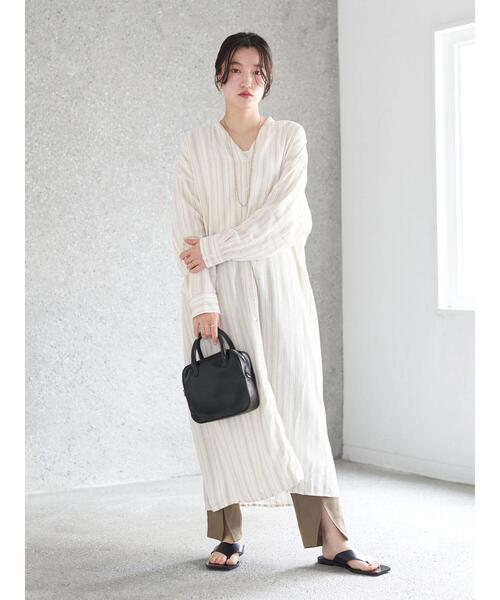 earth music&ecology（アースミュージックアンドエコロジー）の「麻混バックギャザードルマンワンピース(柄)（ワンピース・レディース・ストライプ/ベージュ系その他2・FREE）」の7枚目の写真