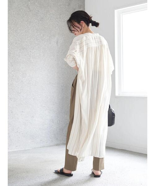 earth music&ecology（アースミュージックアンドエコロジー）の「麻混バックギャザードルマンワンピース(柄)（ワンピース・レディース・ストライプ/ベージュ系その他2・FREE）」の9枚目の写真