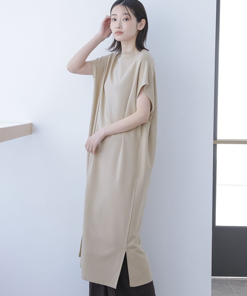 LAKOLE（ラコレ）の「プレーティングカットソーワンピース / 271570（ワンピース・レディース・ブラック/オレンジ/ブルー/ライトベージュ・SMALL/MEDIUM）」の3枚目の写真