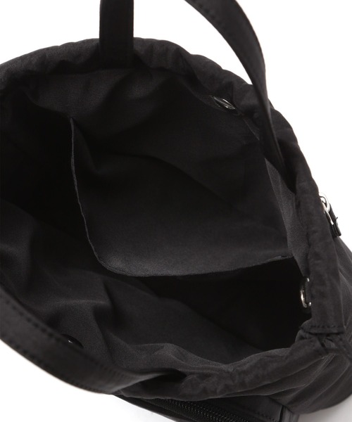 LOWRYS FARM（ローリーズファーム）の「ＺＩＰポケツキキンチャクＢＡＧ　281173（ショルダーバッグ・レディース・ブラック/オレンジ/グリーン・FREE）」の20枚目の写真