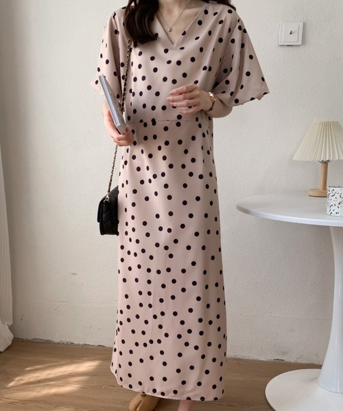 ABITOKYO(アビトーキョー)の「バックスリットボリュウーム袖ドット柄ワンピース(ワンピース・レディース・ブラック/ベージュ/ブラウン・S/M)」の13枚目の写真