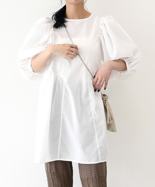 sango（sango）の「ブロードギャザーチュニックブラウス（シャツ/ブラウス・レディース・ホワイト/ブラック/ブルー/グリーン・FREE）」の5枚目の写真