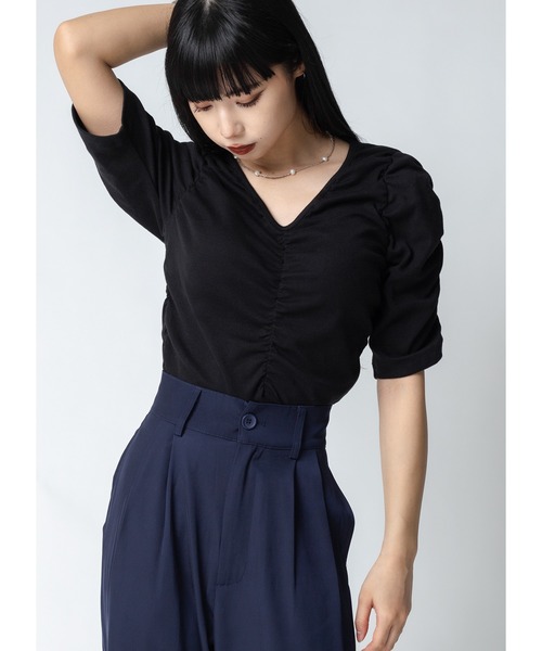 Adoon plain(アドーンプレーン)の「シャーリングトップス(Tシャツ/カットソー・レディース・ホワイト/ブラック/パープル・FREE)」の2枚目の写真