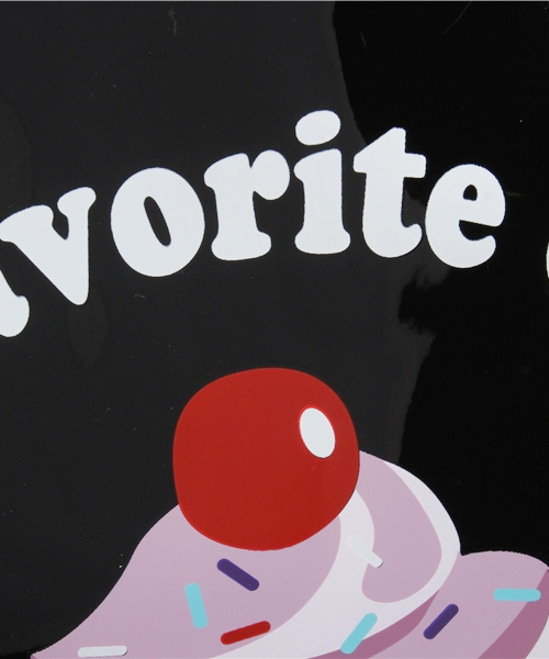 WEGO（ウィゴー）の「WEGO/カップケーキショルダーバッグ（ショルダーバッグ・レディース・ホワイト/ブラック・FREE）」の4枚目の写真