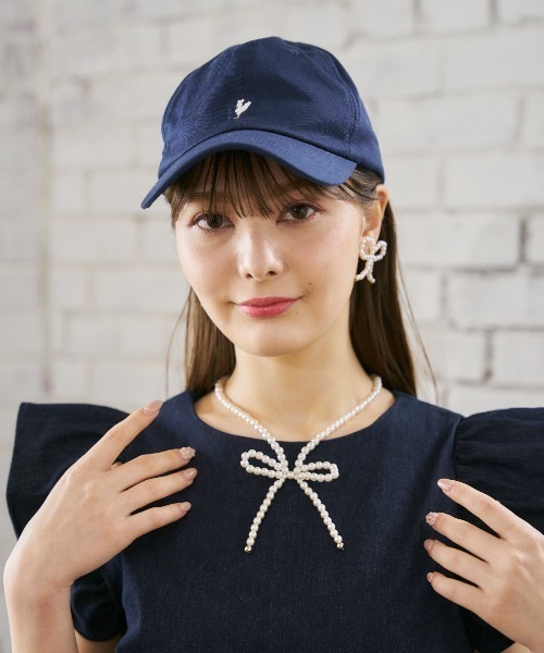 MIRO AMURETTE（ミロアミュレット）の「ribbon pearl neckless（ネックレス・レディース・ホワイト・FREE）」の2枚目の写真