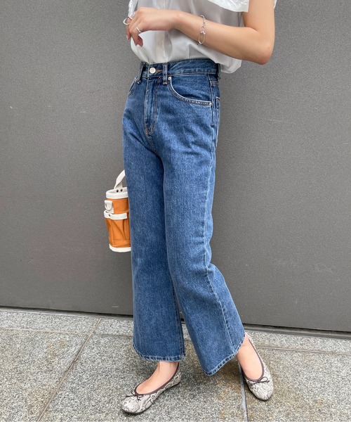 StyleSea（スタイルシー）の「センタープレスストレートデニムパンツ（デニムパンツ・レディース・インディゴブルー・FREE）」の6枚目の写真