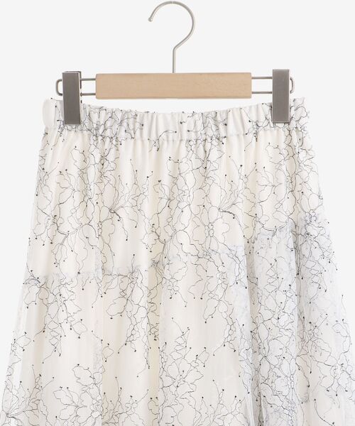 le.coeur blanc（ルクールブラン）の「バイカラーレースティアードスカート（スカート・レディース・オフホワイト・38）」の16枚目の写真