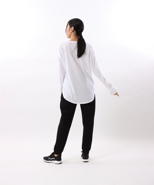 Champion(チャンピオン)の「【Champion/チャンピオン】レディース スポーツ ロングスリーブTシャツ(Tシャツ/カットソー・レディース・ホワイト/ブラック/ネイビー/サーモンピンク・MEDIUM/LARGE)」の8枚目の写真
